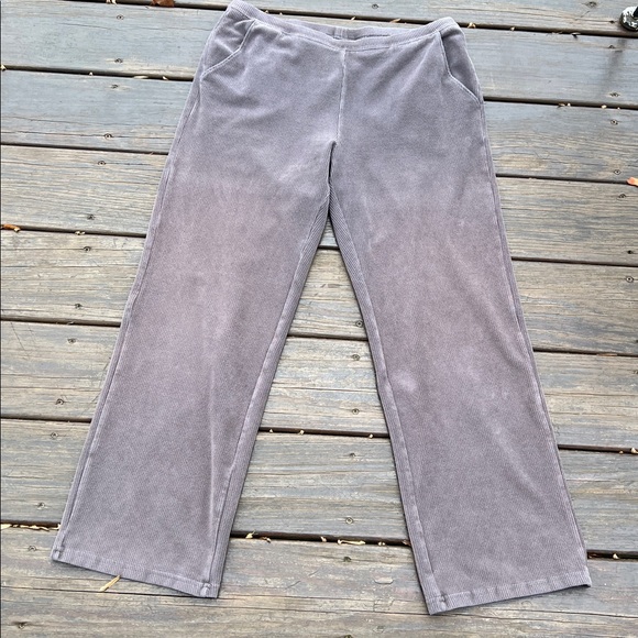 LL Bean Ribbed Corduroy Pull-On Pants - Picture 7 of 11